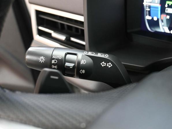 Mitsubishi Outlander IV с пробегом 2022 года, цена 4 249 900 рублей, 45125 км, внедорожник, Автокод Объявления