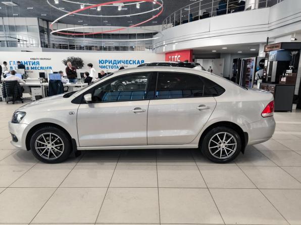 Volkswagen Polo V с пробегом 2012 года, цена 650 000 рублей, 224748 км, седан, Автокод Объявления