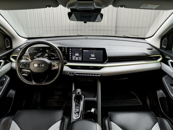 Geely Coolray I Рестайлинг с пробегом 2023 года, цена 2 090 000 рублей, 24756 км, внедорожник, Автокод Объявления