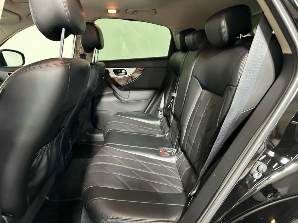 Infiniti QX70 с пробегом 2016 года, цена 2 590 000 рублей, 178000 км, внедорожник, Автокод Объявления