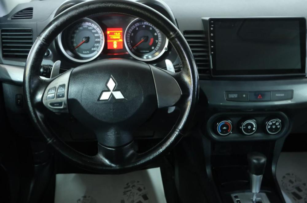 Mitsubishi Lancer X Омск  - изображение 12