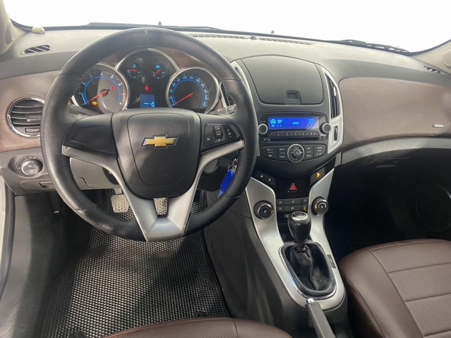 Chevrolet Cruze I Рестайлинг Санкт-Петербург  - изображение 12