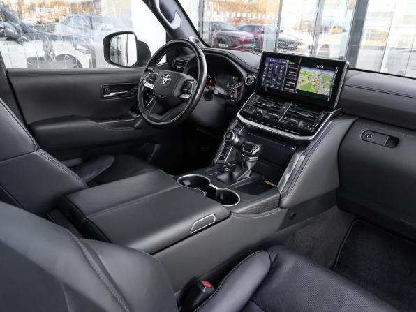 Toyota Land Cruiser 300 Series с пробегом 2021 года, цена 8 998 000 рублей, 139707 км, внедорожник, Автокод Объявления
