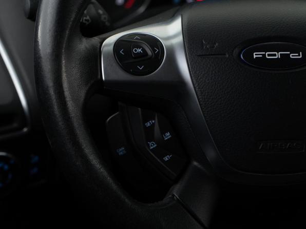 Ford Focus III с пробегом 2014 года, цена 949 046 рублей, 155167 км, седан, Автокод Объявления