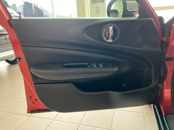 Mini Clubman II Рестайлинг с пробегом 2021 года, цена 2 255 900 рублей, 105422 км, универсал, Автокод Объявления