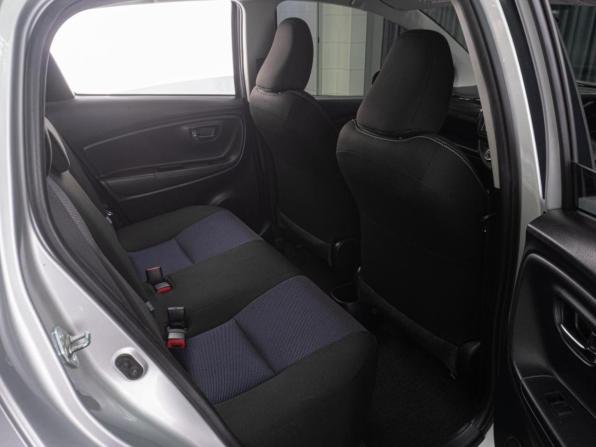 Toyota Vitz III (XP130) Рестайлинг 2 с пробегом 2018 года, цена 1 029 000 рублей, 111092 км, хэтчбек, Автокод Объявления