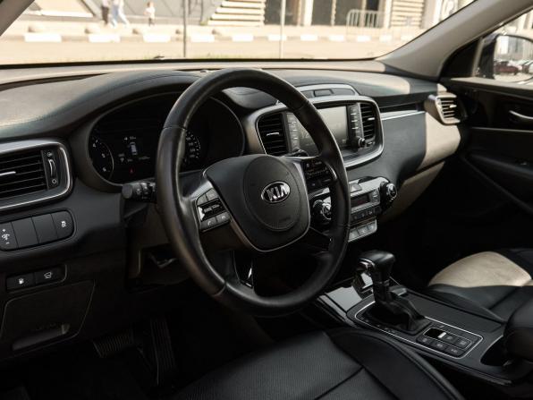 Kia Sorento III Prime Рестайлинг с пробегом 2017 года, цена 3 040 000 рублей, 111000 км, внедорожник, Автокод Объявления