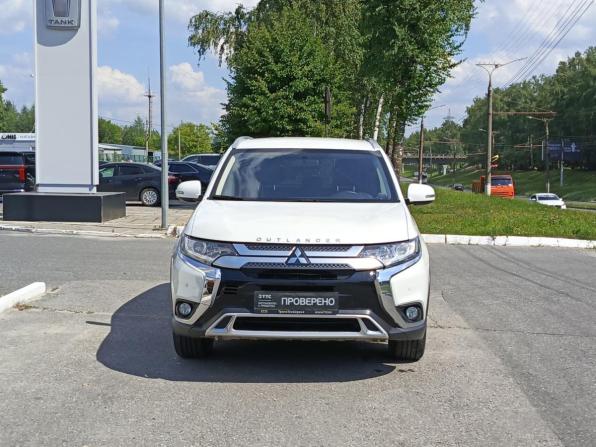 Mitsubishi Outlander III Рестайлинг 3 с пробегом 2020 года, цена 2 400 000 рублей, 103550 км, внедорожник, Автокод Объявления