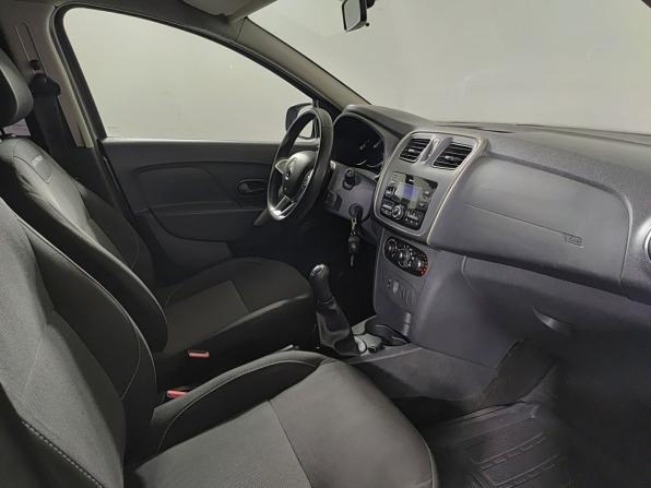 Renault Sandero II Рестайлинг с пробегом 2019 года, цена 1 240 000 рублей, 88865 км, хэтчбек, Автокод Объявления