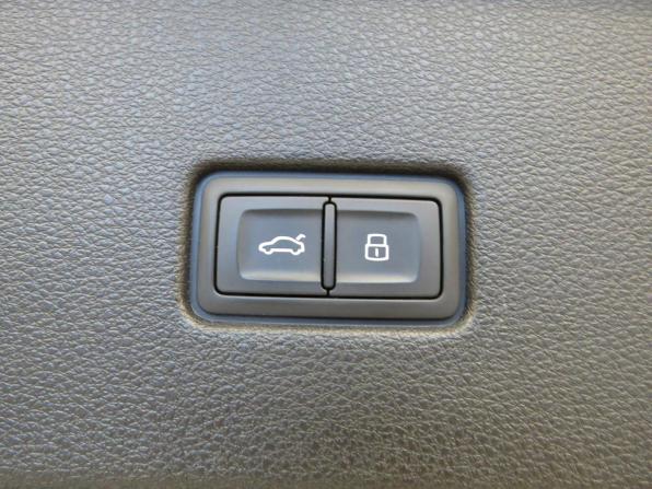 Audi Q8 I (4M) с пробегом 2019 года, цена 6 640 000 рублей, 81500 км, внедорожник, Автокод Объявления