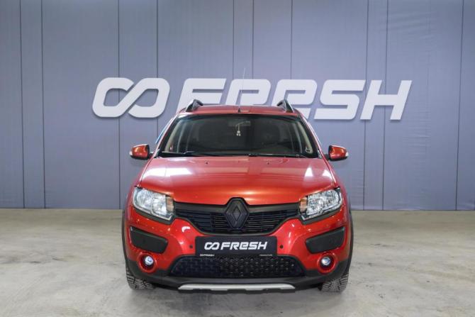 Renault Sandero II с пробегом 2015 года, цена 649 000 рублей, 269102 км, хэтчбек, Автокод Объявления