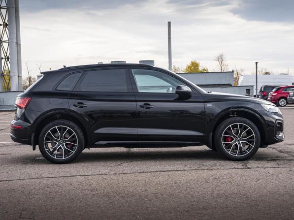 Audi Q5 II (FY) Рестайлинг с пробегом 2024 года, цена 5 599 000 рублей, 8681 км, внедорожник, Автокод Объявления