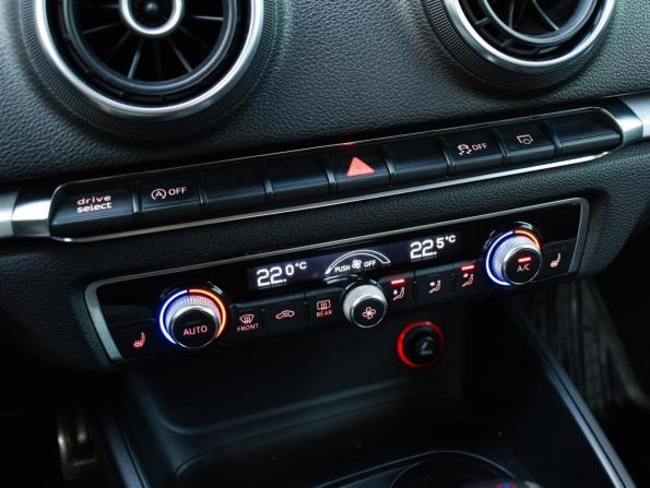 Audi A3 III (8V) с пробегом 2013 года, цена 1 450 000 рублей, 161260 км, хэтчбек, Автокод Объявления