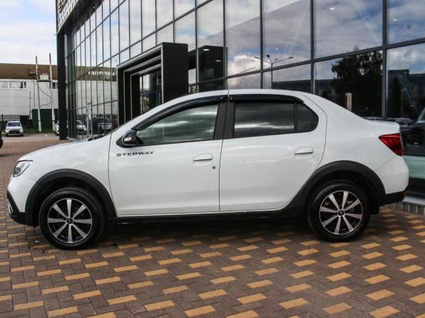Renault Logan II Рестайлинг с пробегом 2022 года, цена 1 260 000 рублей, 103088 км, седан, Автокод Объявления