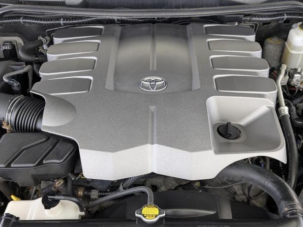 Toyota Land Cruiser 200 Series Рестайлинг 1 с пробегом 2012 года, цена 3 300 000 рублей, 291690 км, внедорожник, Автокод Объявления