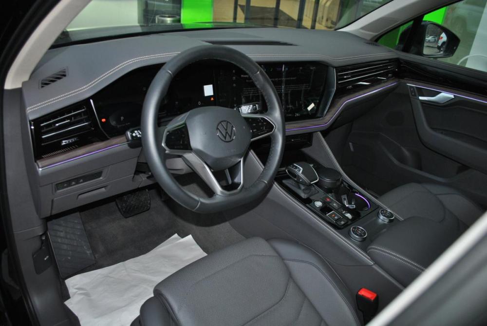 Volkswagen Touareg III Рестайлинг Москва  - изображение 22