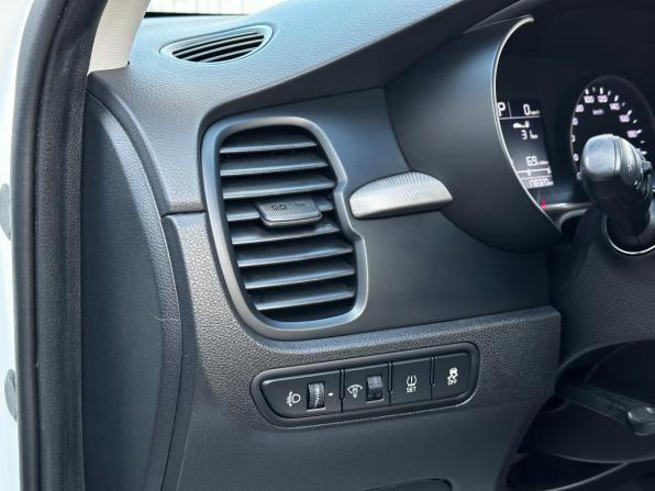 Kia Rio IV с пробегом 2017 года, цена 1 050 000 рублей, 178319 км, седан, Автокод Объявления