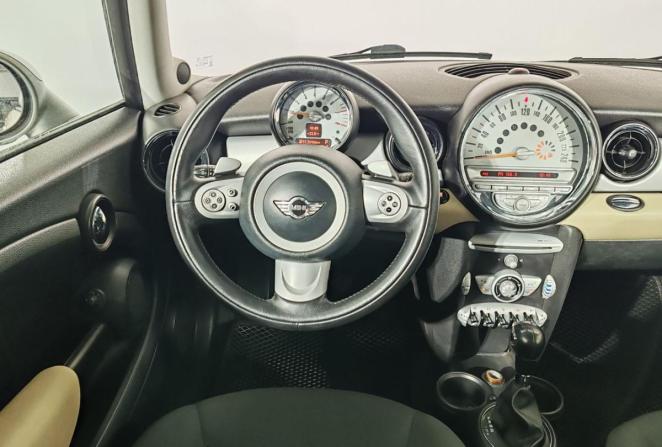 Mini Hatch II (R56) с пробегом 2007 года, цена 570 000 рублей, 228104 км, хэтчбек, Автокод Объявления