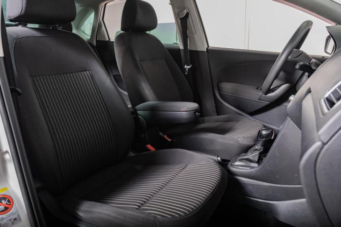 Volkswagen Polo V с пробегом 2012 года, цена 829 000 рублей, 171300 км, седан, Автокод Объявления