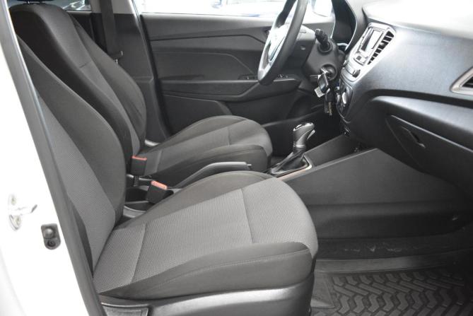 Hyundai Solaris II Рестайлинг с пробегом 2021 года, цена 1 649 000 рублей, 75000 км, седан, Автокод Объявления