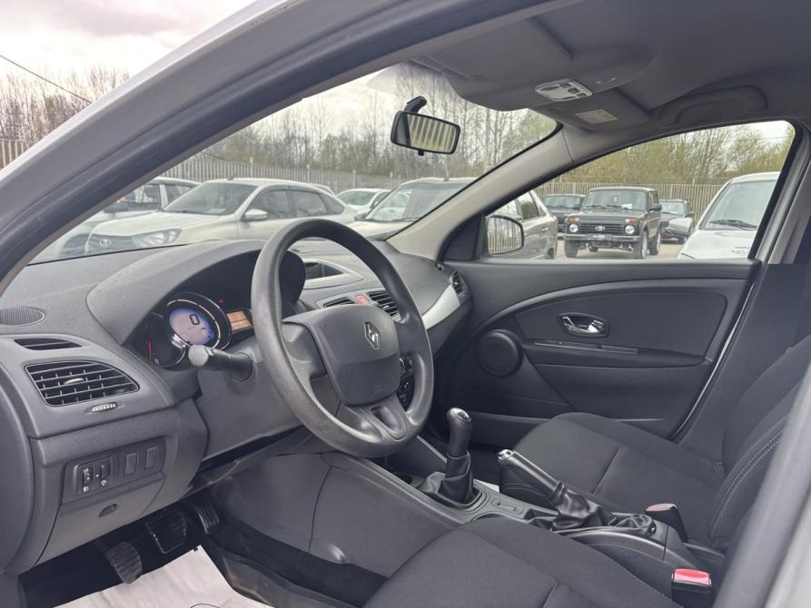 Renault Fluence I Рестайлинг Тверь  - изображение 11