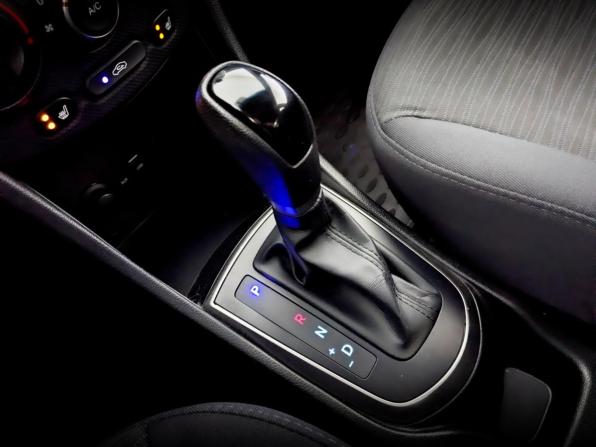 Hyundai Solaris I Рестайлинг с пробегом 2016 года, цена 1 255 000 рублей, 76207 км, седан, Автокод Объявления