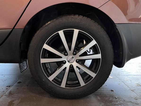 Hyundai ix35 I Рестайлинг с пробегом 2014 года, цена 1 100 000 рублей, 261826 км, внедорожник, Автокод Объявления
