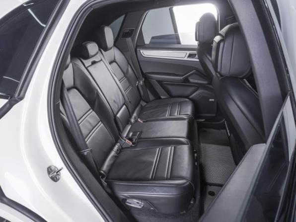 Porsche Cayenne III с пробегом 2019 года, цена 6 900 000 рублей, 123430 км, внедорожник, Автокод Объявления