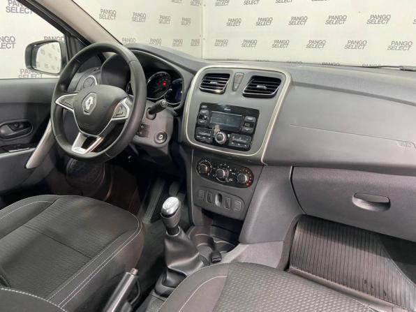Renault Logan II Рестайлинг с пробегом 2022 года, цена 970 000 рублей, 56226 км, седан, Автокод Объявления
