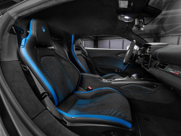 Maserati MC20 с пробегом 2024 года, цена 31 000 000 рублей, 99 км, купе, Автокод Объявления