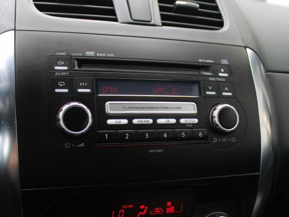 Suzuki SX4 I (Classic) Рестайлинг с пробегом 2010 года, цена 769 000 рублей, 150206 км, хэтчбек, Автокод Объявления
