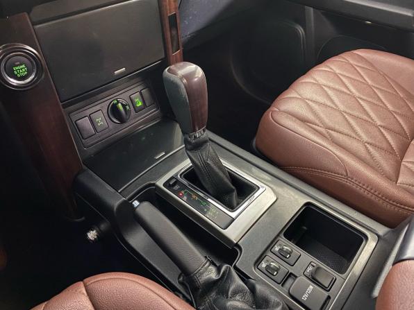 Toyota Land Cruiser Prado 150 Series Рестайлинг 1 с пробегом 2015 года, цена 2 749 000 рублей, 396599 км, внедорожник, Автокод Объявления