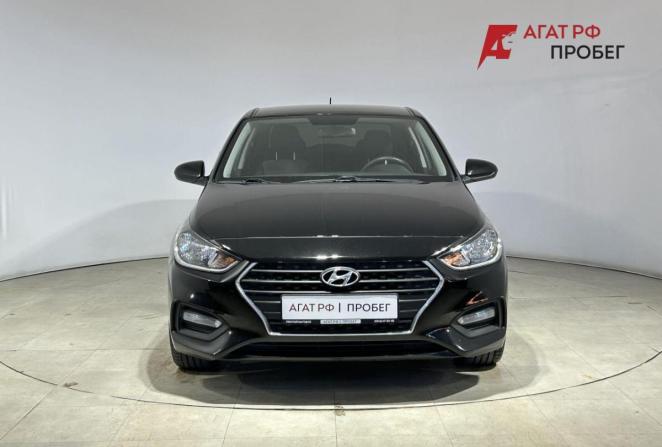 Hyundai Solaris II с пробегом 2018 года, цена 1 300 000 рублей, 132742 км, седан, Автокод Объявления