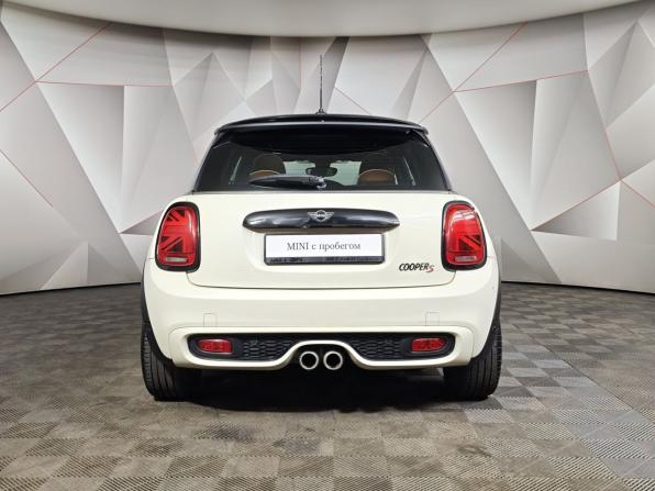 Mini Hatch III (F55/F56) Рестайлинг с пробегом 2020 года, цена 2 950 000 рублей, 82634 км, хэтчбек, Автокод Объявления