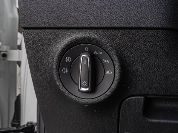 Skoda Karoq I с пробегом 2021 года, цена 2 349 000 рублей, 57531 км, внедорожник, Автокод Объявления