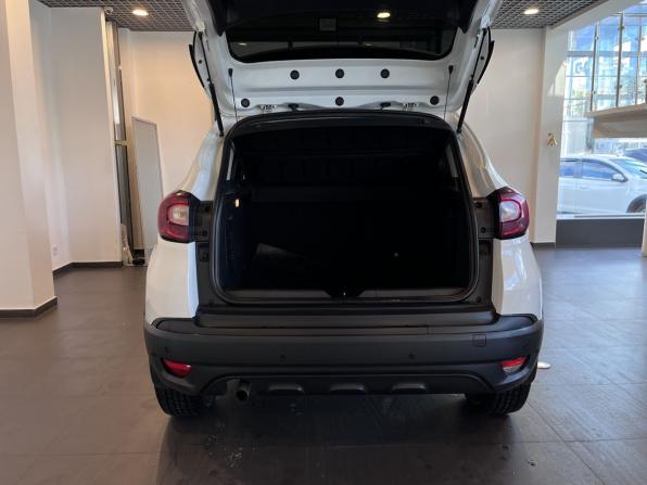 Renault Kaptur I с пробегом 2018 года, цена 1 550 000 рублей, 92641 км, внедорожник, Автокод Объявления