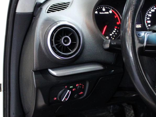 Audi A3 III (8V) с пробегом 2013 года, цена 1 129 000 рублей, 178255 км, хэтчбек, Автокод Объявления