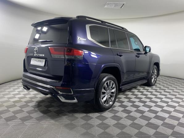Toyota Land Cruiser 300 Series с пробегом 2021 года, цена 10 500 000 рублей, 44684 км, внедорожник, Автокод Объявления