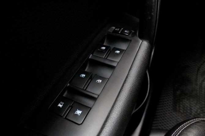 Chevrolet Captiva I Рестайлинг с пробегом 2012 года, цена 1 140 000 рублей, 207827 км, внедорожник, Автокод Объявления