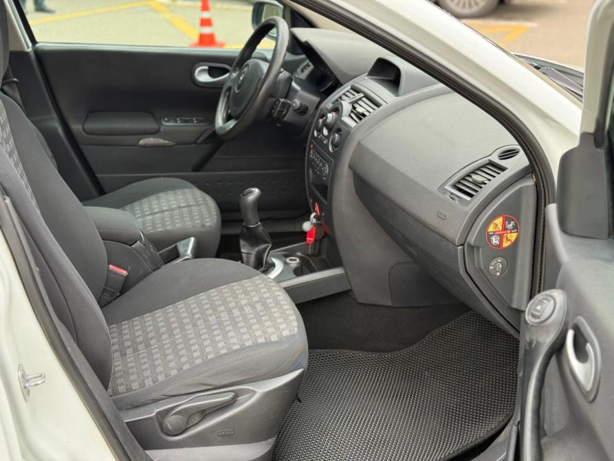 Renault Megane II Рестайлинг Томск  - изображение 16