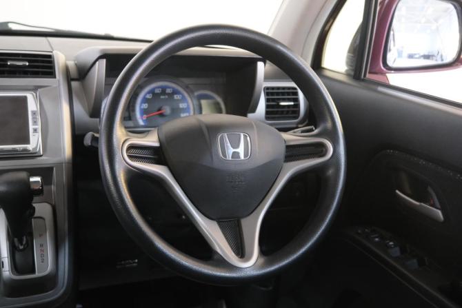 Honda Zest с пробегом 2010 года, цена 759 000 рублей, 21450 км, хэтчбек, Автокод Объявления
