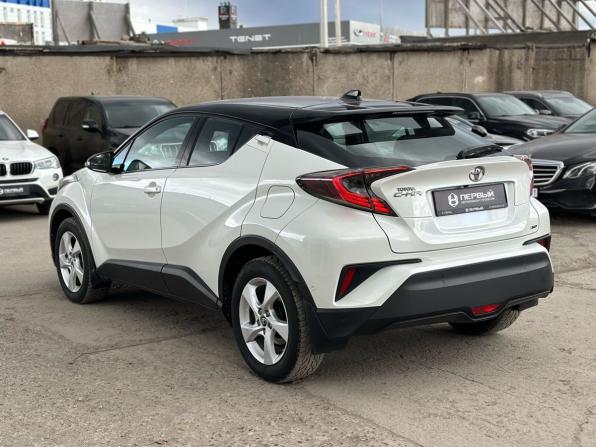 Toyota C-HR I с пробегом 2018 года, цена 2 540 000 рублей, 97340 км, внедорожник, Автокод Объявления