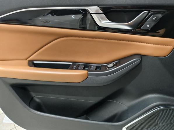 FAW Bestune B70 I с пробегом 2023 года, цена 2 115 000 рублей, 25933 км, лифтбек, Автокод Объявления
