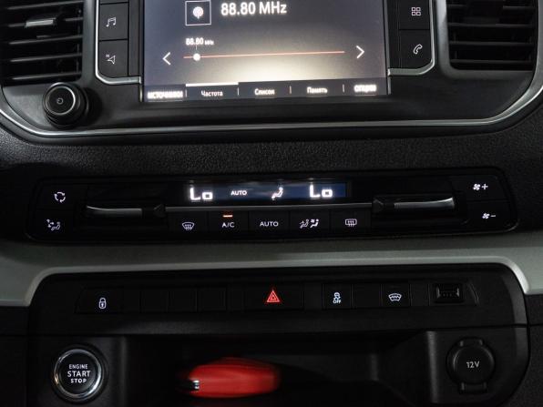 Opel Zafira Life I с пробегом 2021 года, цена 3 190 000 рублей, 98332 км, минивэн, Автокод Объявления