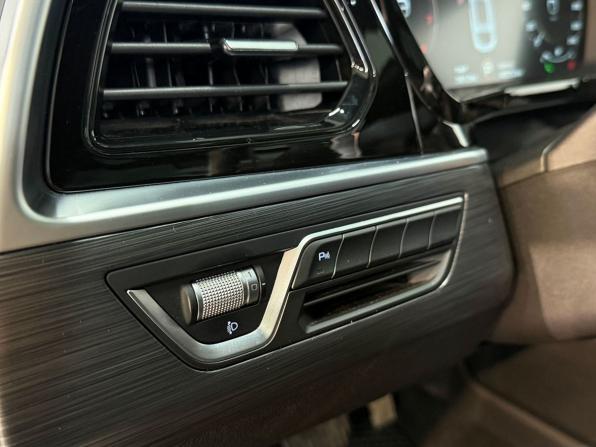 Geely Tugella I Рестайлинг с пробегом 2023 года, цена 2 950 000 рублей, 48249 км, внедорожник, Автокод Объявления