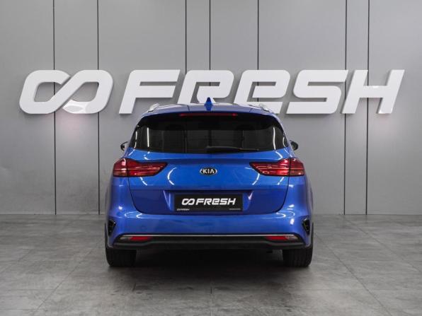 Kia Ceed III с пробегом 2021 года, цена 1 869 000 рублей, 80116 км, универсал, Автокод Объявления