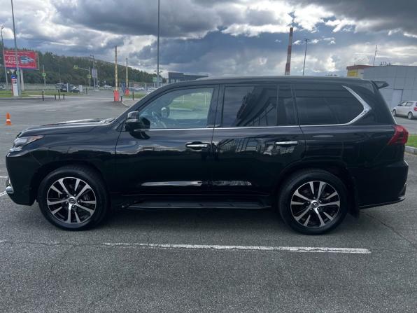 Lexus LX III Рестайлинг 2 с пробегом 2018 года, цена 6 925 000 рублей, 175665 км, внедорожник, Автокод Объявления