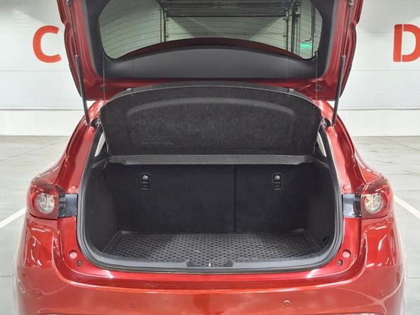 Mazda 3 III (BM) с пробегом 2014 года, цена 1 190 000 рублей, 201235 км, хэтчбек, Автокод Объявления