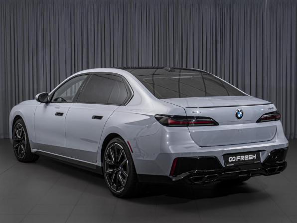BMW 7 серии VII (G70) с пробегом 2023 года, цена 15 339 000 рублей, 18179 км, седан, Автокод Объявления