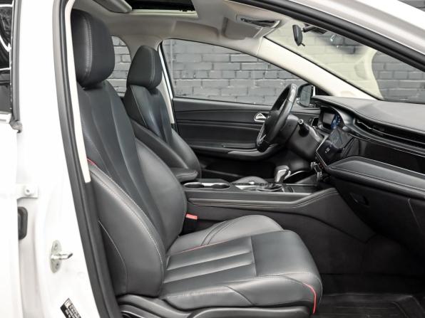 Omoda S5 с пробегом 2023 года, цена 1 350 000 рублей, 17172 км, седан, Автокод Объявления